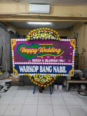 Papan Bunga di Cijantung